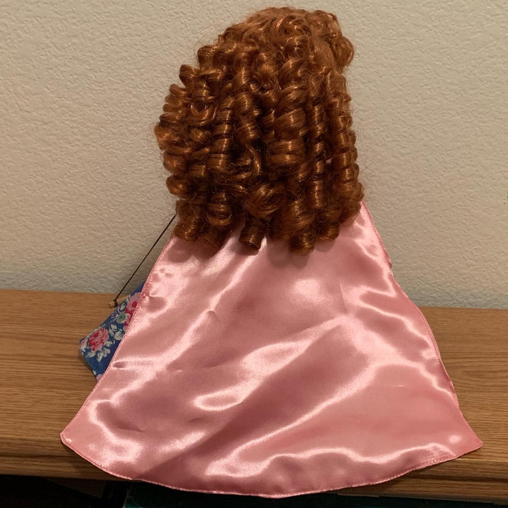 Merida Precious Moments Doll Limited Release Once Upon A Time 2018 Dress and Bow - Picture 7 of 10